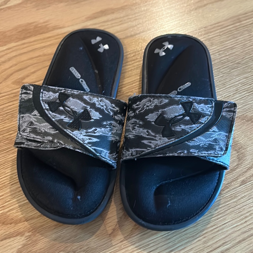 Under Armour sandals size 2